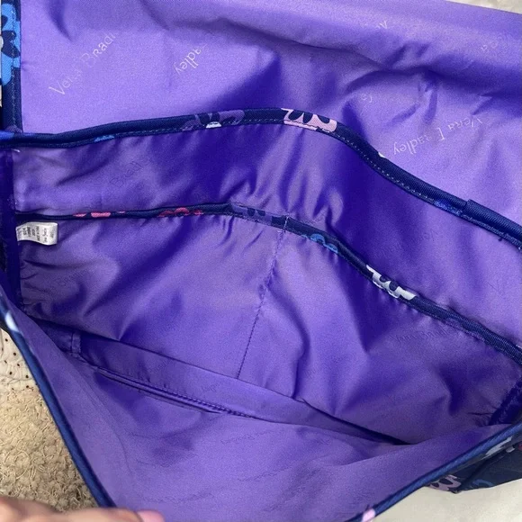 Vera Bradley Ellie Flowers Pattern Floral Messenger Bag - Picture 7 of 9